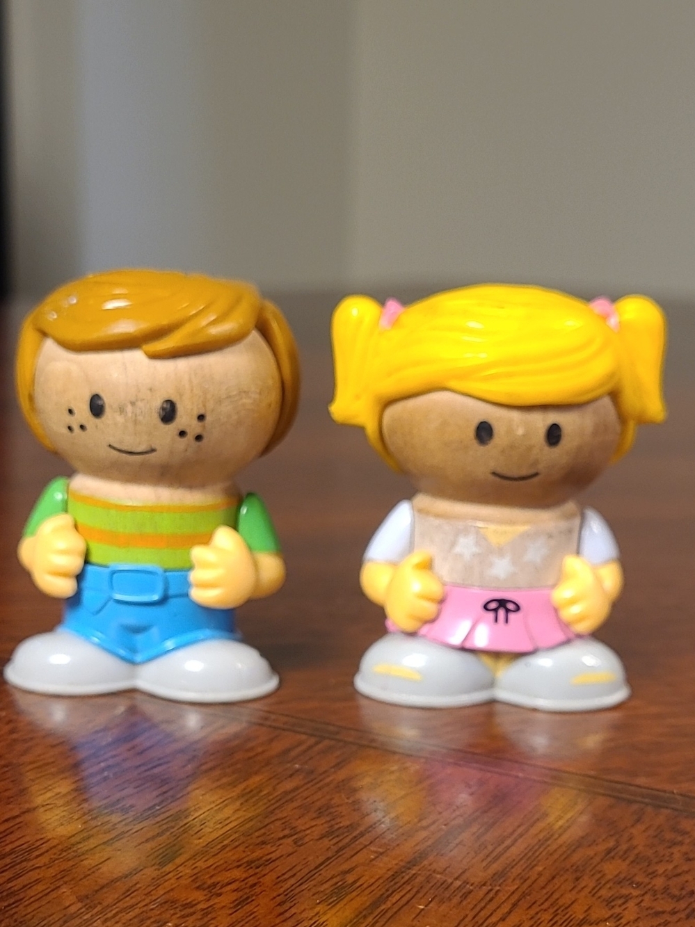 Vtg 2007 Learning Curve Play Town Wood Plastic Figures Boy & Girl Samantha